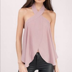 Tobi on the rise halter top